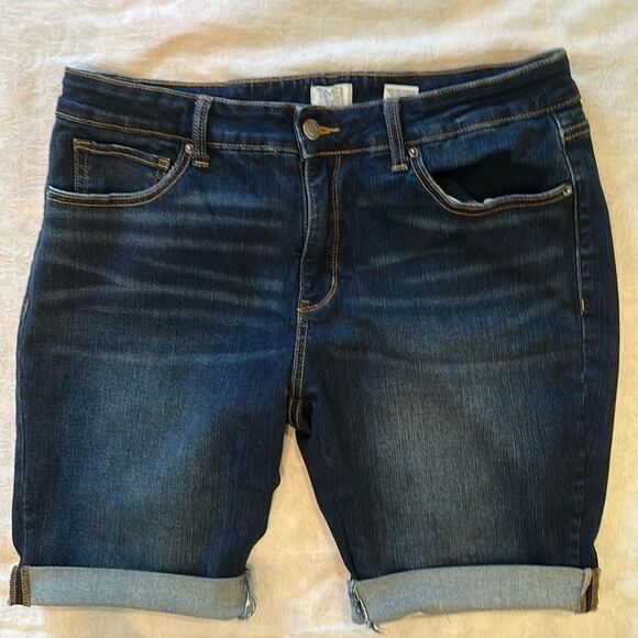 Blue Denim Jeans Shorts Dark Wash Size 14 Rolled Cuff Stretch - Picture 1 of 10
